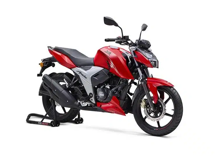 TVS Apache RTR 160 4V side-front view
